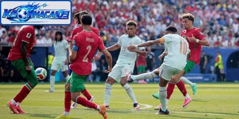 Maroc buộc đổi lối chơi vì thiếu tiền đạo